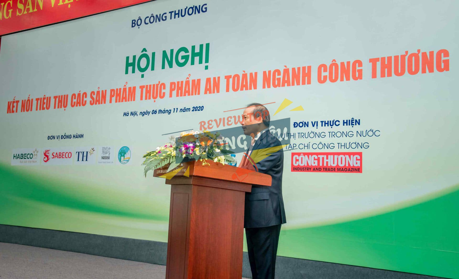 Công Ty Tnhh Thương Mại Và Vận Tải Thái Tân Ban lãnh đạo