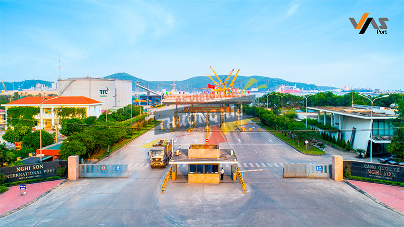 Hệ sinh thái hoàn chỉnh với Cảng biển Quốc tế Nghi Sơn