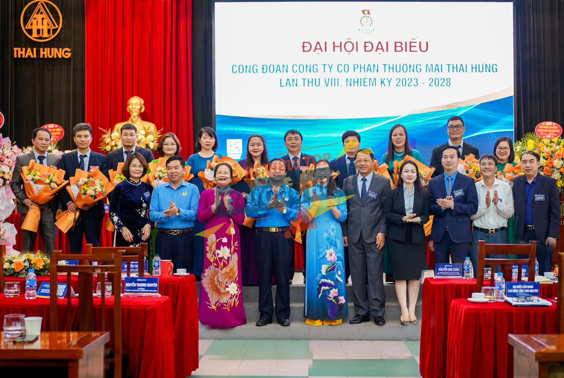 Môi Trường Làm Việc và Chính Sách Nhân Sự Tại Thái Hưng