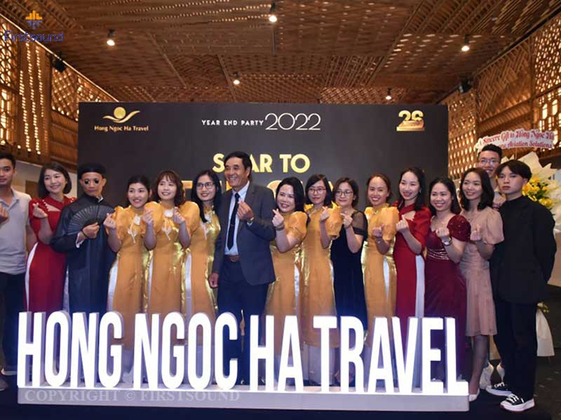 Hồng Ngọc Hà Travel
